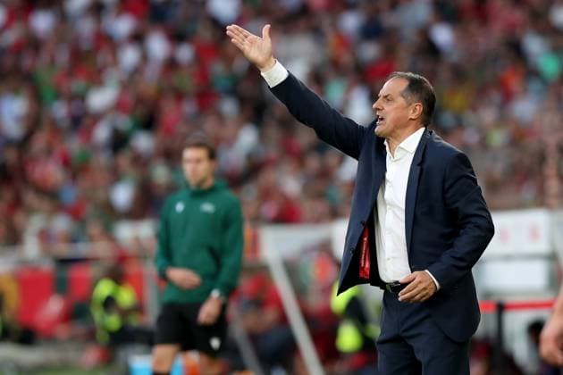 Football, Bosnia-Herzegovina national team sacks coach Faruk Hadzibegic, archive photos
