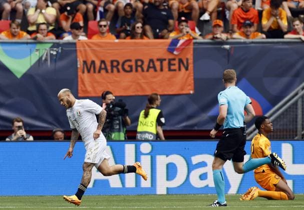 ENSCHEDE - Federico Dimarco of Italy celebrates the 0-1 during the UEFA Nations League match for third place between the Netherlands and Italy at stadium De Grolsveste on June 18, 2023 in Enschede, Netherlands. ANP KOEN VAN WEEL UEFA Nations League 2022 23 Third-place match 2023 2024 xVIxANPxSportx xxANPxIVx 471908168 originalFilename: 471908168.jpg