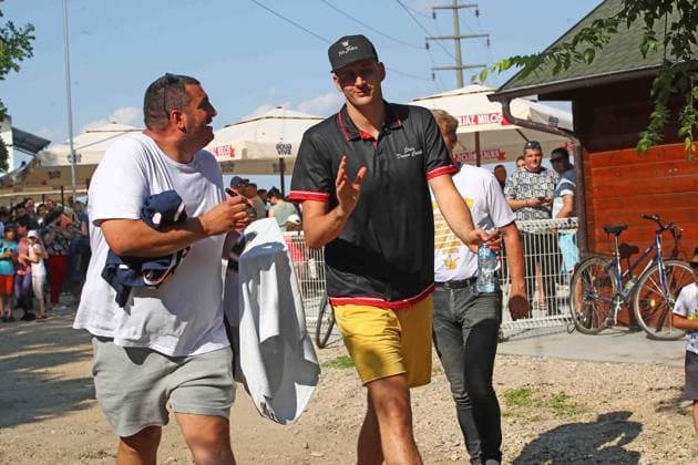 NIKOLA JOKIC NIKOLA JOKIC basketball player of Denver Nuggets champion of NBA, Basketball Herren, USA and nationakl team of Serbia attends horse race in his hometown Sombor, Serbia 18.06.2023. BASKETBALL, SERBIA, HIPPODROME, RACE TRACK, DENVER NUGGETS Sombor Serbia Copyright: xMNxPRESSxPHOTO MNxPressxphotox