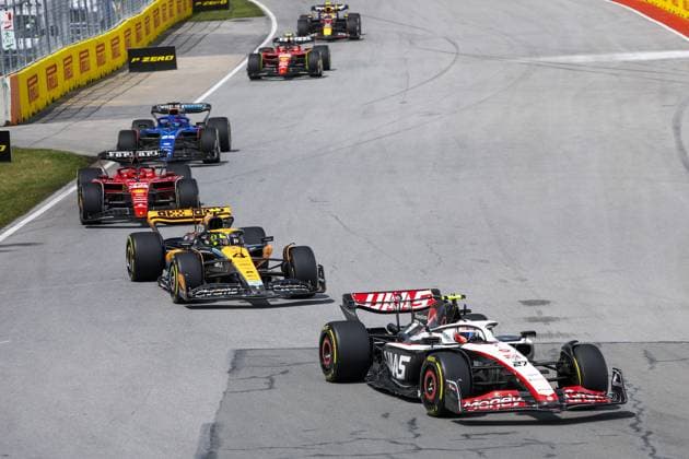 27 HULKENBERG Nico (ger), Haas F1 Team VF-23 Ferrari, action during the Formula 1 Pirelli Grand Prix du Canada, 8th round of the 2023 Formula One World Championship, WM, Weltmeisterschaft from June 16 to 18, 2023 on the Circuit Gilles Villeneuve, in MontrÃ al, Canada - F1 - CANADIAN GRAND PRIX 2023 - RACE DPPI Panoramic  _R3_2880