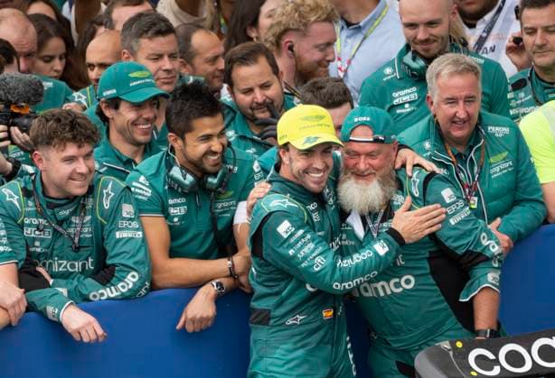June 18, 2023, Montreal, PQ, Canada: Aston Martin driver Fernando Alonso of Spain, celebrates with his pit crew after placing second following Formula One auto racing action at the Canadian Grand Prix in Montreal, Sunday, June 18, 2023. Fernando Alonso  - ZUMAc35_ 20230618_zaf_c35_097 Copyright: xPaulxChiassonx