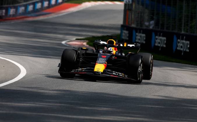 01 VERSTAPPEN Max (nld), Red Bull Racing RB19, action during the Formula 1 Pirelli Grand Prix du Canada, 8th round of the 2023 Formula One World Championship, WM, Weltmeisterschaft from June 16 to 18, 2023 on the Circuit Gilles Villeneuve, in MontrÃ al, Canada - F1 - CANADIAN GRAND PRIX 2023 - RACE DPPI Panoramic  00123021_F12023GP09CAN_JK066602