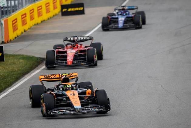 04 NORRIS Lando (gbr), McLaren F1 Team MCL60, action 16 LECLERC Charles (mco), Scuderia Ferrari SF-23, action during the Formula 1 Pirelli Grand Prix du Canada, 8th round of the 2023 Formula One World Championship, WM, Weltmeisterschaft from June 16 to 18, 2023 on the Circuit Gilles Villeneuve, in Montrà al, Canada - F1 - CANADIAN GRAND PRIX 2023 - RACE DPPI Panoramic 00123021__R5_0495