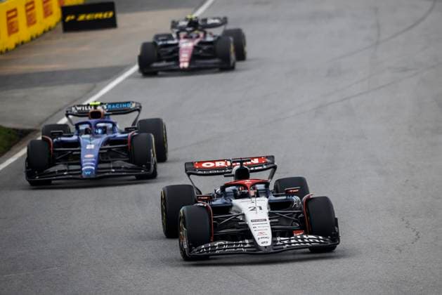 21 DE VRIES Nyck (ned), Scuderia AlphaTauri AT04, action 02 SARGEANT Logan (usa), Williams Racing FW45, action during the Formula 1 Pirelli Grand Prix du Canada, 8th round of the 2023 Formula One World Championship, WM, Weltmeisterschaft from June 16 to 18, 2023 on the Circuit Gilles Villeneuve, in Montrà al, Canada - F1 - CANADIAN GRAND PRIX 2023 - RACE DPPI Panoramic 00123021__R5_0521