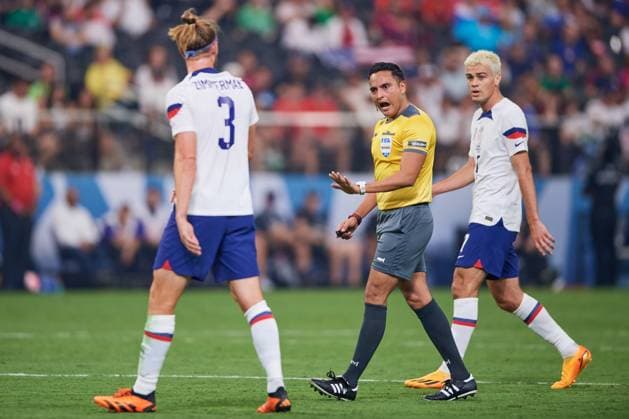 RECORD DATE NOT STATED CONCACAF NATIONS LEAGUE 2022-2023 Canada vs United States Final Referee Mark Wade of Bermudas during the game Canada vs United States (USA), corresponding to Great Final Four of the CONCACAF Nations League 2022-2023, at Allegiant Stadium, on June 18, 2023. <br><br> Arbitro Mark Wade de Bermudas durante el partido Canada vs Estados Unidos (EUA), correspondiente a la Gran Final del Final Four de la Liga de Naciones CONCACAF 2022-2023, en el Allegiant Stadium, el 18 de junio de 2023. LAS VEGAS NEVADA ESTADOS UNIDOS  Copyright: xCristianxdexMarchenax 20230618203443_CNL_23_F_CAN_USA_WAD147