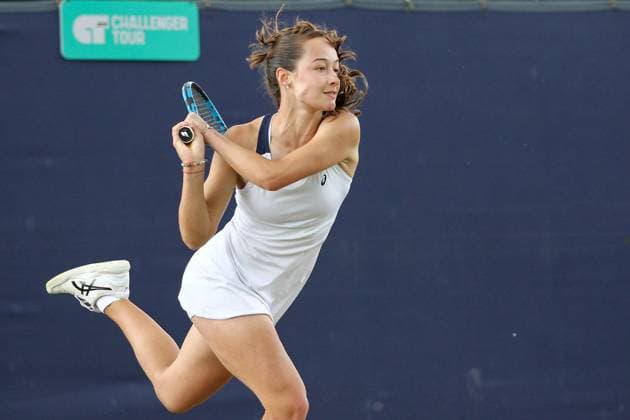 Ilkley Tennis Club, Ilkley, England, June 19th 2023: Zeynep Sonmez during the W100 Ilkley against Sarah Beth Grey at Ilkley Tennis Club (Sean Chandler SPP) Copyright: xSeanxChandlerx xSPPx spp-en-SeChSp-W100 Ilkley - Sarah Beth Grey v Zeynep Sonmez - Ilkley Tennis Club-1787