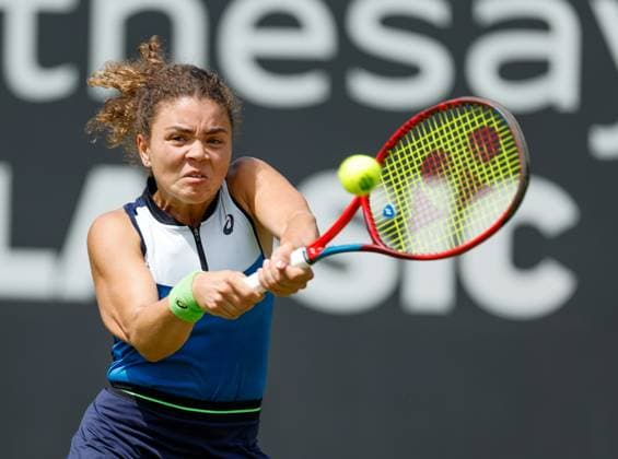 19th June 2023; Edgbaston Priory Club, Birmingham, England: Rothesay Classic Birmingham, Day 1; Jasmine Paolini (ITA) in her match against Magda Linette (POL)  ActionPlus12521211 RogerxEvans