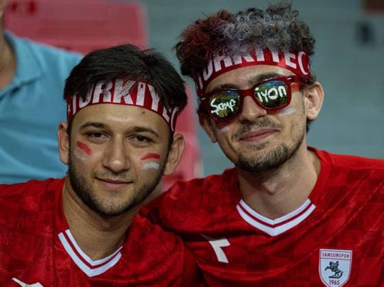 Football - UEFA EURO, EM, Europameisterschaft,Fussball 2024 Qualifying - Group D - Turkey v Wales SAMSUN, TURKEY - Monday, June 19, 2023: Turkey supporters before the UEFA Euro 2024 Qualifying Group D match between Turkey and Wales at the Samsun 19 MayÄ±s Stadium. SAMSUN Samsun 19 MayÄ±s Stadium SAMSUN PROVINCE TURKEY  Copyright: xDavidxRawcliffex P2023-06-19-Turkey_Wales-15