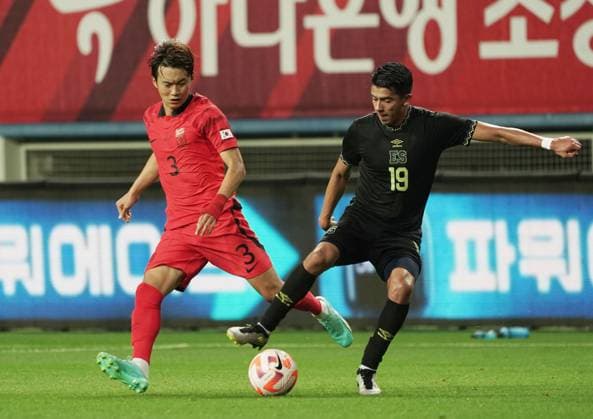 Football, South Korea - El Salvador
