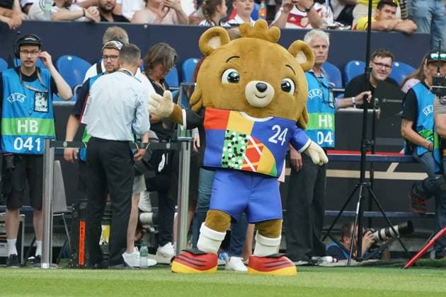 Mascot of the European Championship 2024 in Germany is presented and runs a stadium lap 20 06 2023 Germany vs Colombia, Veltins Arena auf Schalke, Gelsenkirchen, friendly match,