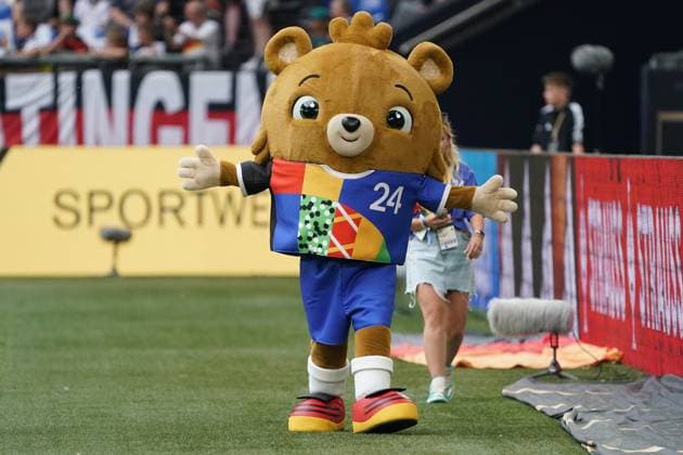 Mascot of the European Championship 2024 in Germany is presented and runs a stadium lap 20 06 2023 Germany vs Colombia, Veltins Arena auf Schalke, Gelsenkirchen, friendly match,