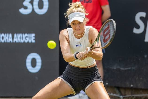 Berlin, 21 06 23, Tennis Grass Court Championships Berlin at Steffi Graf Stadium Women, Doubles, Jule Niemeier and Noma Noha Akugue GER Alexa Guarachi CHI and Erin Routliffe NZL Erin Routliffe NZL returns the ball bett1open 2023 Grass Court Championships Berlin