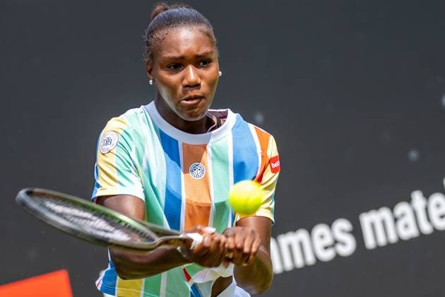 Berlin, 21 06 23, Tennis Grass Court Championships Berlin at Steffi Graf Stadium Women, Doubles, Jule Niemeier and Noma Noha Akugue GER Alexa Guarachi CHI and Erin Routliffe NZL Noma Noha Akugue Germany returns the ball bett1open 2023 Grass Court Championships Berlin