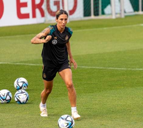 Report 21 06 2023 DFB Womens National Team First training at adidas training camp in Herzogenaurach in preparation for the World Cup in Australia and New Zealand Sara Doorsoun Eintracht Frankfurt Herzogenaurach Bavaria Germany
