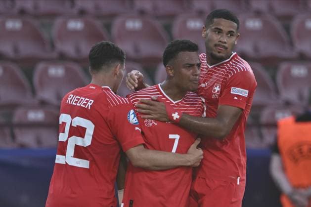 CLUJ-NAPOCA, ROMANIA - JUNE 22: Dan Ndoye, Fabian Rieder, Simon Sohm of Switzerland celebrate the first goal during the UEFA Under-21 Euro 2023 Group D match between Norway and Switzerland at stadium Dr. Constantin Radulescu, June 22, 2023 in Cluj-Napoca, R Norway v Switzerland - UEFA Under-21 Euro 2023 Copyright: xSebastianxFrejx