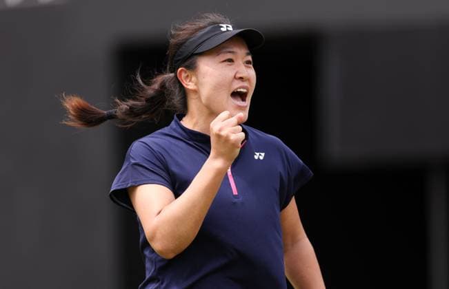 Mandatory Credit: Photo by Ryan Browne Shutterstock (13977105af) Lin Zhu of China celebrates during her quarter-final match. Rothesay Classic, Day Five, Tennis, Edgbaston Priory Club, Birmingham, UK - 23 Jun 2023 Rothesay Classic, Day Five, Tennis, Edgbaston Priory Club, Birmingham, UK - 23 Jun 2023 Copyright: xRyanxBrowne Shutterstockx 13977105af