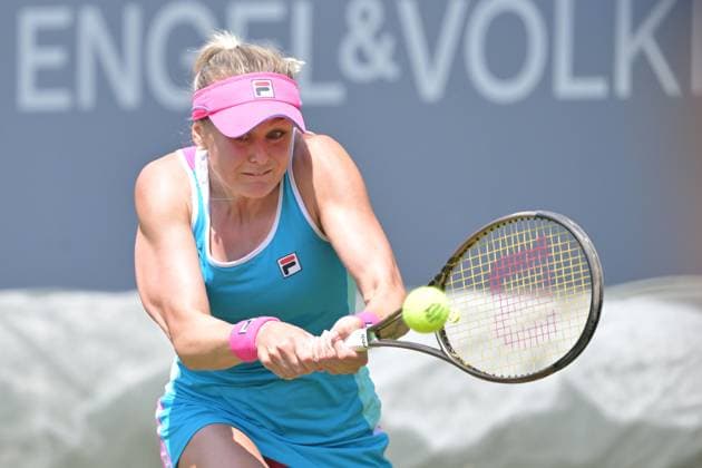 24 06 2023, xbrx, tennis Bad Homburg Open WTA 250, emspor, v l Baindl, Kateryna UKR , plays the ball, focused, concentrated Bad Homburg
