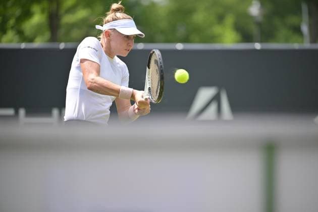 24 06 2023, xbrx, tennis Bad Homburg Open WTA 250, emspor, v l Teichmann, Jil SUI , focused, concentrated, plays the ball Bad Homburg