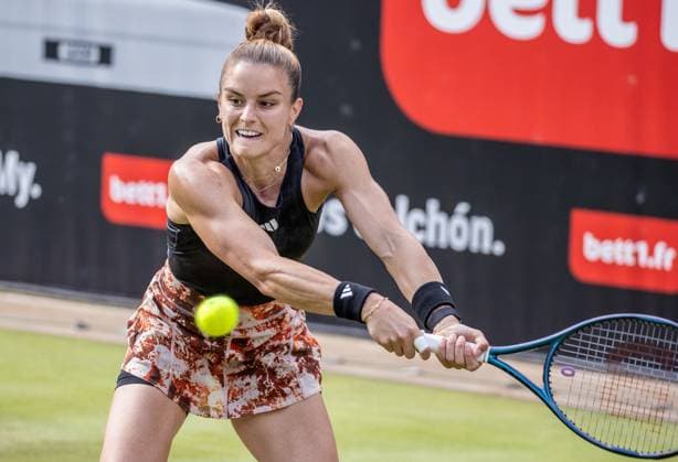 Berlin, 24 06 23, Tennis Grass Court Championships Berlin at Steffi Graf Stadium Women, Singles, Semi Final, Maria Sakkari GRE vs Donna Vekic CRO Maria Sakkari returns the ball bett1open 2023 Grass Court Championships Berlin