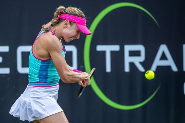 Berlin, 24 06 23, Tennis Grass Court Championships Berlin at Steffi Graf Stadium women, singles, semifinals, Alexandrova Russia Kvitova Czech Republic Ekaterina Yevgenyevna Alexandrova Russia returns a ball bett1open 2023 Grass Court Championships Berlin