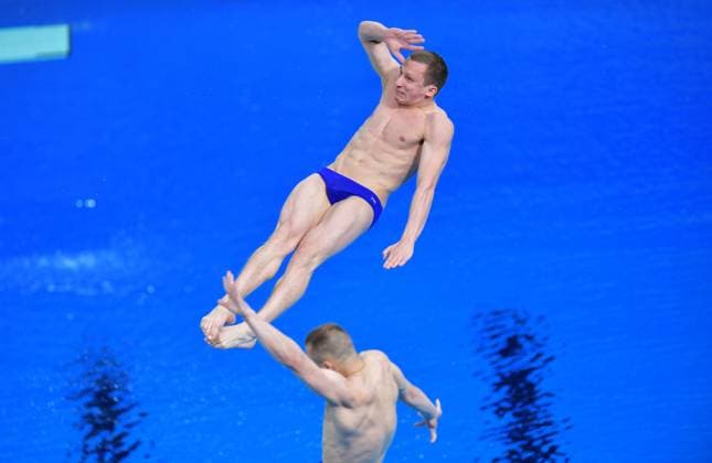 Sport Themen der Woche KW25 Sport Bilder des Tages Russia Diving Championship Springboard Men 8467158 24.06.2023 Egor Lapin and Ilya Molchanov compete during the men s synchronised 3 m springboard final at the Russia s Diving Championship, in Yekaterinburg, Russia. Pavel Lisitsyn Sputnik Yekaterinburg Russia  Copyright: xPavelxLisitsynx