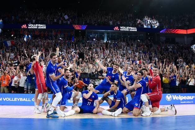Joie des joueurs de France en fin du match apres sa victoire - VOLLEYBALL : Canada vs France - Orleans - 24 06 2023 FedericoPestellini Panoramic  
