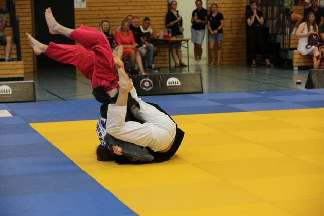 24 06 2023 xmgoodx Offenbach 1 Judo Bundesliga 2023 1 JC Samurai Offenbach vs TSG BACKNANG Adrian David Keller Samurai vs Luca Harmening Backnang
