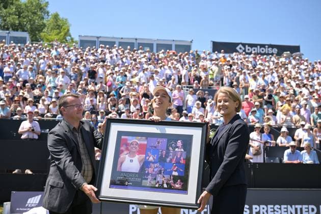 25 06 2023, xbrx, tennis Bad Homburg Open WTA 250, emspor, v l farewell match Petkovic, Andrea GER , Andrea GER , fans, spectators Bad Homburg
