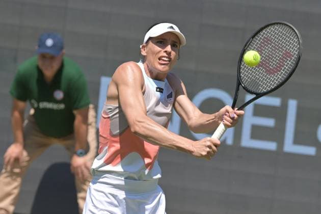 25 06 2023, xbrx, tennis Bad Homburg Open WTA 250, emspor, v l farewell match Petkovic, Andrea GER , Petkovic, Andrea GER , plays the ball Bad Homburg.