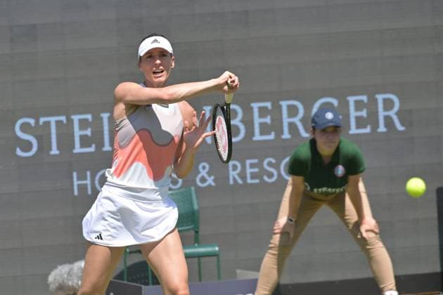 25 06 2023, xbrx, tennis Bad Homburg Open WTA 250, emspor, v l farewell match Petkovic, Andrea GER , Petkovic, Andrea GER , plays the ball Bad Homburg.