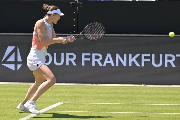 25 06 2023, xbrx, tennis Bad Homburg Open WTA 250, emspor, v l farewell match Petkovic, Andrea GER , Petkovic, Andrea GER , plays the ball Bad Homburg.