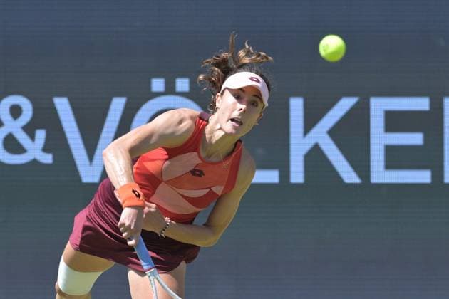 25 06 2023, xbrx, tennis Bad Homburg Open WTA 250, emspor, v l Cornet, Alize FRA , plays the ball Bad Homburg