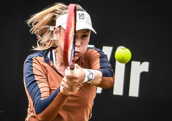 24 06 2023, xlakx, sports tennis, WTA Tour 2023 in Berlin emspor, v l Donna Vekic Croatia ,focused, concentrated, plays the ball Berlin