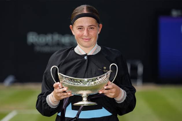 Mandatory Credit: Photo by Ryan Browne Shutterstock (13977110t) Jelena Ostapenko of Latvia poses with the Rothesay Classic Trophy. Rothesay Classic, Day Seven, Tennis, Edgbaston Priory Club, Birmingham, UK - 25 Jun 2023 Rothesay Classic, Day Seven, Tennis, Edgbaston Priory Club, Birmingham, UK - 25 Jun 2023  Copyright: xRyanxBrowne Shutterstockx 13977110t