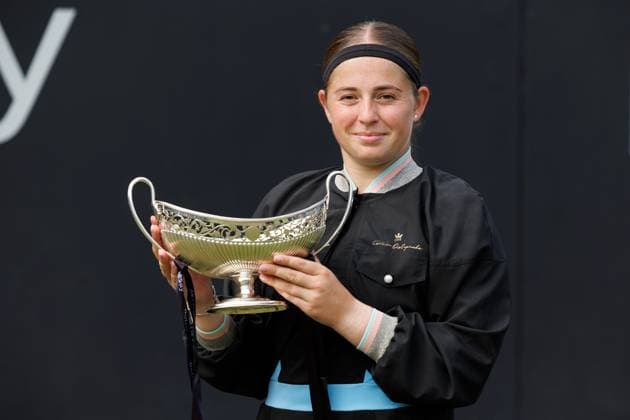 Mandatory Credit: Photo by Ryan Browne Shutterstock (13977110u) Jelena Ostapenko of Latvia poses with the Rothesay Classic Trophy. Rothesay Classic, Day Seven, Tennis, Edgbaston Priory Club, Birmingham, UK - 25 Jun 2023 Rothesay Classic, Day Seven, Tennis, Edgbaston Priory Club, Birmingham, UK - 25 Jun 2023  Copyright: xRyanxBrowne Shutterstockx 13977110u