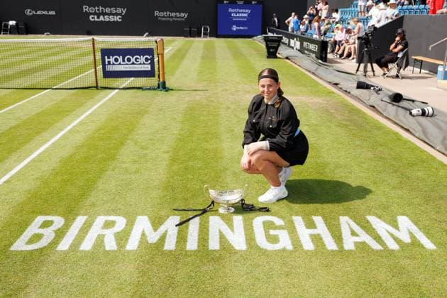 Mandatory Credit: Photo by Ryan Browne Shutterstock (13977110ad) Jelena Ostapenko of Latvia poses with the Rothesay Classic Trophy. Rothesay Classic, Day Seven, Tennis, Edgbaston Priory Club, Birmingham, UK - 25 Jun 2023 Rothesay Classic, Day Seven, Tennis, Edgbaston Priory Club, Birmingham, UK - 25 Jun 2023  Copyright: xRyanxBrowne Shutterstockx 13977110ad