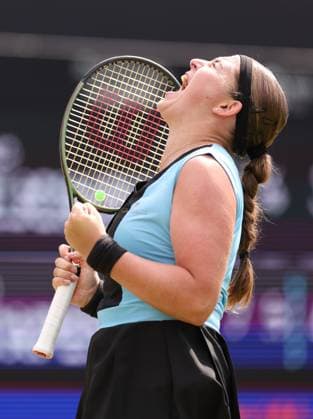 Mandatory Credit: Photo by Ryan Browne Shutterstock (13977110ai) Jelena Ostapenko of Latvia celebrates winning the Rothesay Classic Trophy. Rothesay Classic, Day Seven, Tennis, Edgbaston Priory Club, Birmingham, UK - 25 Jun 2023 Rothesay Classic, Day Seven, Tennis, Edgbaston Priory Club, Birmingham, UK - 25 Jun 2023  Copyright: xRyanxBrowne Shutterstockx 13977110ai