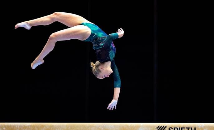 Bilder des Jahres 2023, Sport 06 Juni Sport Themen der Woche KW25 Sport Bilder des Tages ROTTERDAM - Sanne Wevers during the apparatus final beam at the National Gymnastics Championships in Ahoy. ANP IRIS VANDEN BROEK xVIxANPxSportx xxANPxIVx 472433640 originalFilename: 472433640.jpg