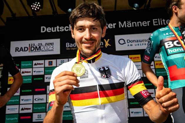 BUCHMANN Emanuel National Championships Road Cycling 2023 RR Elite Men BUCHMANN Emanuel GER Winner First Place BORA HANSGROHE BOH GER Award Ceremony Medal Ceremony Podium Landscape Event National Championships Road Cycling Category Category Cycling Road Cycling Elite Men Location Ort Europe Germany Baden Württemberg Start Donaueschingen Finish Bad Dürrheim Baden Württemberg Discipline Road Race RR National Championships Distance 215 km Date Date 25 06 2023 Sunday