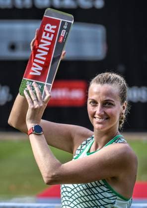 24 06 2023, xlakx, sports tennis, WTA Tour 2023 in Berlin emspor, v l Petra Kvitova Czech Republic ,holds the trophy aloft Berlin