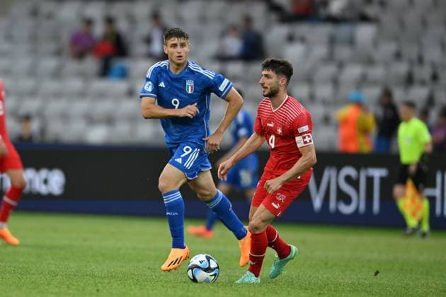 Lorenzo Colombo (Italy U21, U 21 Leonidas Stergiou (Switzerland U21) during the UEFA Under 21 Championship Georgia-Romania 2023 match between Switzerland 2-3 Italy at Cluj Arena on June 25, 2023 in Cluj-Napoca, Romania. Noxthirdxpartyxsales  (222671965)