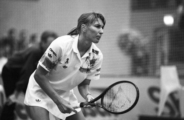 Deutschland, Bonn, 19.12.1992 Archiv.: 38-11-13 Tennis-Gala in der Hardberghalle Foto: Steffi Graf *** Germany, Bonn, 19 12 1992 Archive 38 11 13 Tennis Gala in the Hardberghalle Photo Steffi Graf