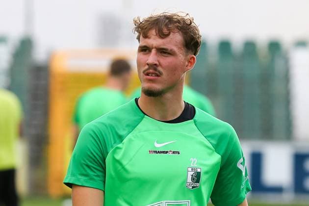 Leipzig, 21 06 2023, Alfred Kunze Sportpark, soccer, men, Regionalliga Nordost, season 2023 2024, Trainigsauftakt BSG Chemie Leipzig , In the picture newcomer goalkeeper Lenno Udo Schmidt Chemie ,