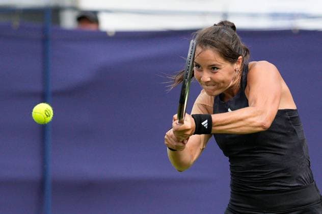 Mandatory Credit: Photo by Dave Shopland Shutterstock (13984422cb) Great Britain s Jodie Burrage action during her 1st round win Rothesay International Eastbourne, Tennis, Day One, Devonshire Park, Eastbourne, UK - 26 Jun 2023 Rothesay International Eastbourne, Tennis, Day One, Devonshire Park, Eastbourne, UK - 26 Jun 2023 Copyright: xDavexShopland Shutterstockx 13984422cb