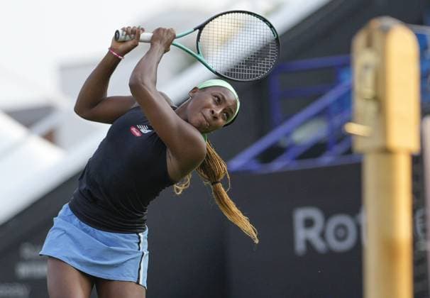 Sport Bilder des Tages Mandatory Credit: Photo by Dave Shopland Shutterstock (13984422dg) USA s Coco Gauff in Doubles action Rothesay International Eastbourne, Tennis, Day One, Devonshire Park, Eastbourne, UK - 26 Jun 2023 Rothesay International Eastbourne, Tennis, Day One, Devonshire Park, Eastbourne, UK - 26 Jun 2023 Copyright: xDavexShopland Shutterstockx 13984422dg