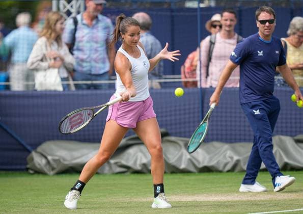 Mandatory Credit: Photo by Dave Shopland Shutterstock (13984799d) Great Britain s Jodie Burrage practicing Rothesay International Eastbourne, Tennis, Day Three, Devonshire Park, Eastbourne, UK - 28 Jun 2023 Rothesay International Eastbourne, Tennis, Day Three, Devonshire Park, Eastbourne, UK - 28 Jun 2023 Copyright: xDavexShopland Shutterstockx 13984799d