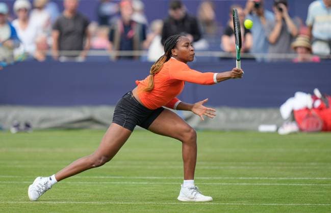 Sport Bilder des Tages Mandatory Credit: Photo by Dave Shopland Shutterstock (13984799l) USA s Coco Gauff practicing Rothesay International Eastbourne, Tennis, Day Three, Devonshire Park, Eastbourne, UK - 28 Jun 2023 Rothesay International Eastbourne, Tennis, Day Three, Devonshire Park, Eastbourne, UK - 28 Jun 2023 Copyright: xDavexShopland Shutterstockx 13984799l