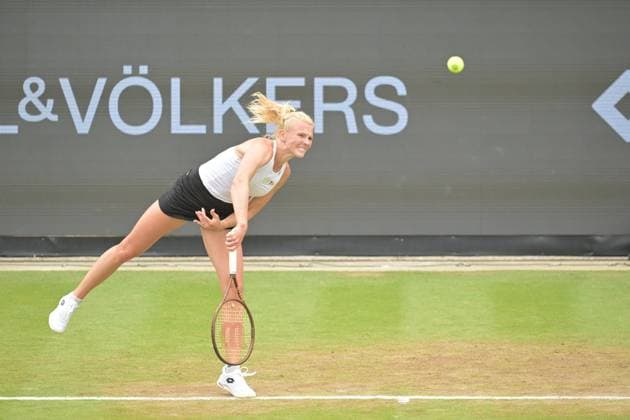28 06 2023, xbrx, tennis Bad Homburg Open WTA 250, emspor, v l Siniakova, Katerina CZE , plays the ball, focused, concentrated Bad Homburg