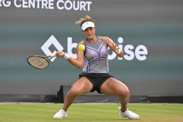 28 06 2023, xbrx, tennis Bad Homburg Open WTA 250, emspor, v l Sherif, Mayar EGY , plays the ball, focused, concentrated Bad Homburg.