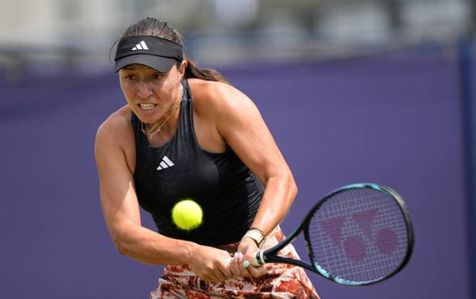 Mandatory Credit: Photo by Dave Shopland Shutterstock (13984799at) USA s Jessica Pegula in 2nd round action Rothesay International Eastbourne, Tennis, Day Three, Devonshire Park, Eastbourne, UK - 28 Jun 2023 Rothesay International Eastbourne, Tennis, Day Three, Devonshire Park, Eastbourne, UK - 28 Jun 2023 Copyright: xDavexShopland Shutterstockx 13984799at